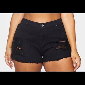 NEVER WORN PLUS SIZE BLACK JEAN SHORTS FROM PLT!